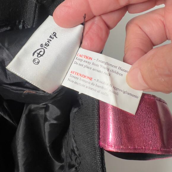 Disney Theme Park Merchandise Rhinestone Studded Pirate Caribbean Skull Tote - Picture 3 of 16